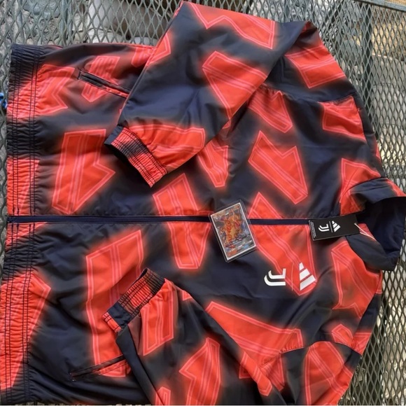 ADIDAS JUVENTUS ANTHEM JACKET 23/24 NWT REVERSIBLE Aeroready Size XL - Picture 5 of 9